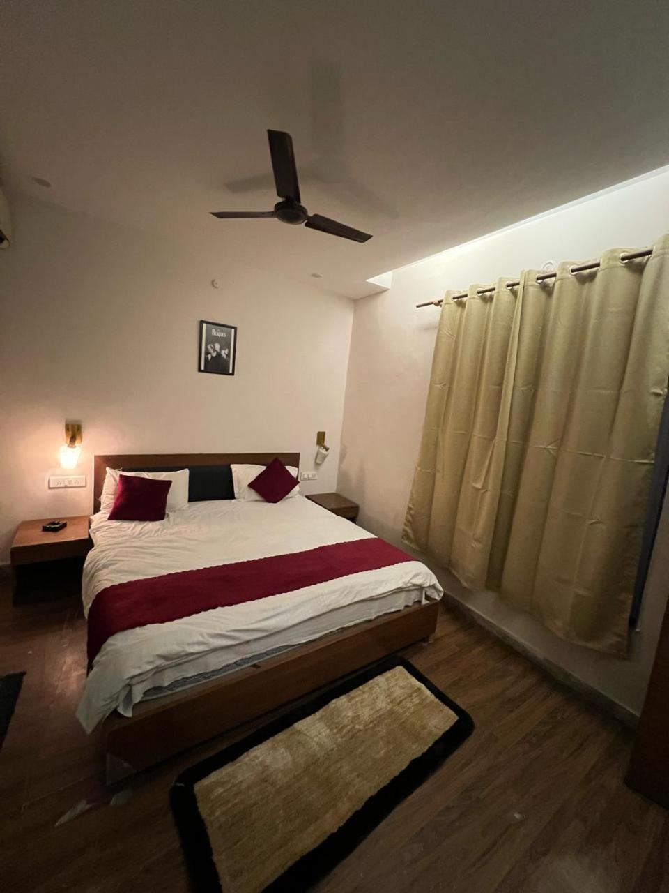Unplan Hostel リシケーシュ エクステリア 写真